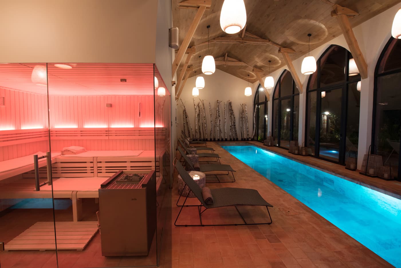 Piscine-sauna-d4eb76fabb834c9e89be2f08e8e686d8
