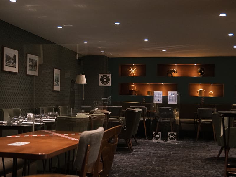 studio-16-restaurant-a-orleans-salle