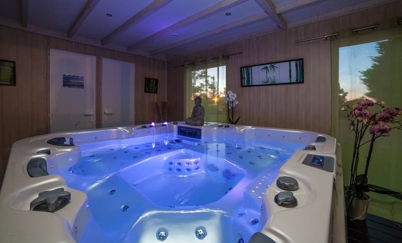 Spa nocturne