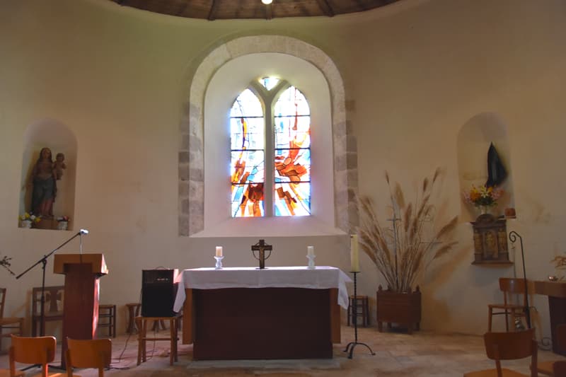 Thou - église St Loup - choeur autel- 6 août 2018 - OT Terres de loire et Canaux - IRémy (20)