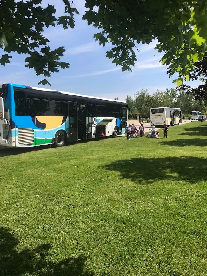 car ferme pedagogique de prunay bus sortie scolaire