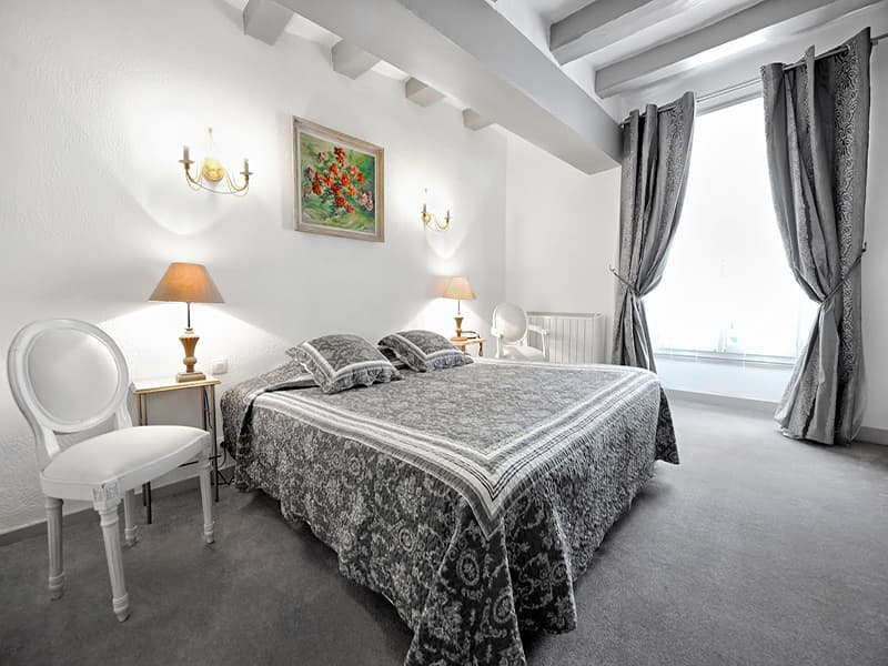 Chambre. Hôtel La Roseraie, à Chenonceaux.