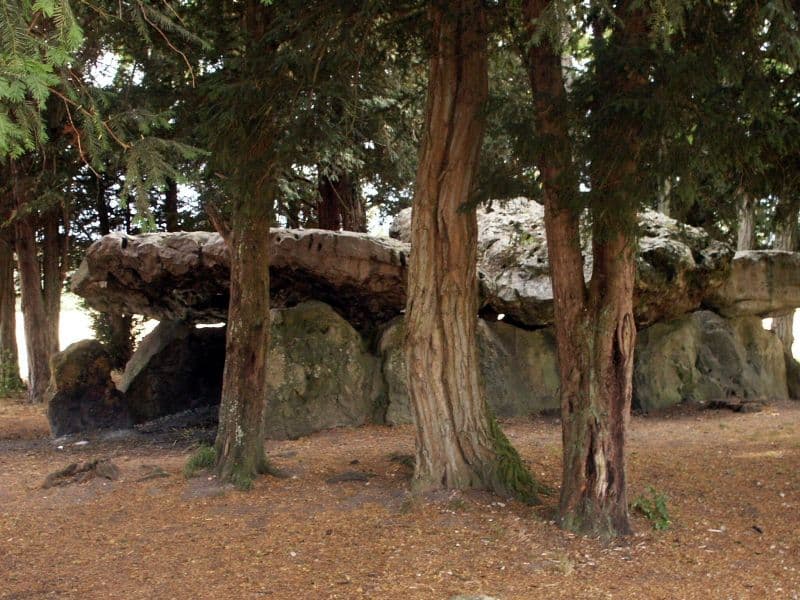 Dolmen de La Grotte aux Fées
