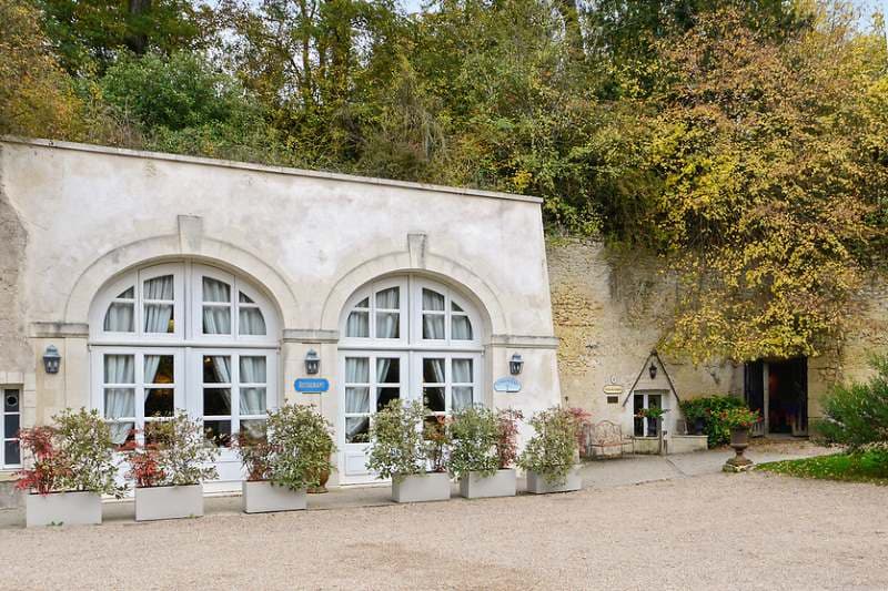facade orangerie light Château de Pray