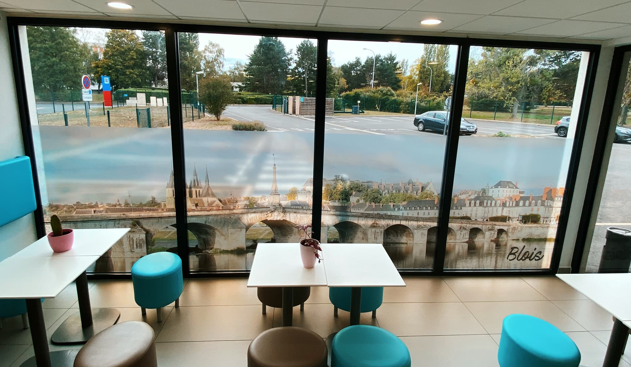 First Inn inside