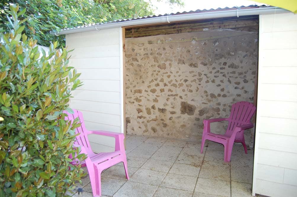 le_gite_de_christine_abris à vélos