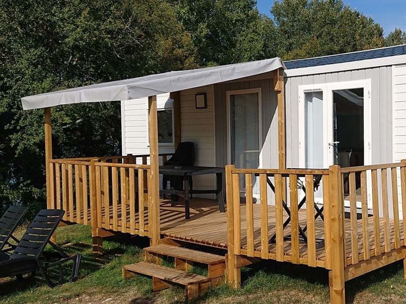 Location de chalets - Camping Les Coteaux du Lac, Chemillé-sur-Indrois.