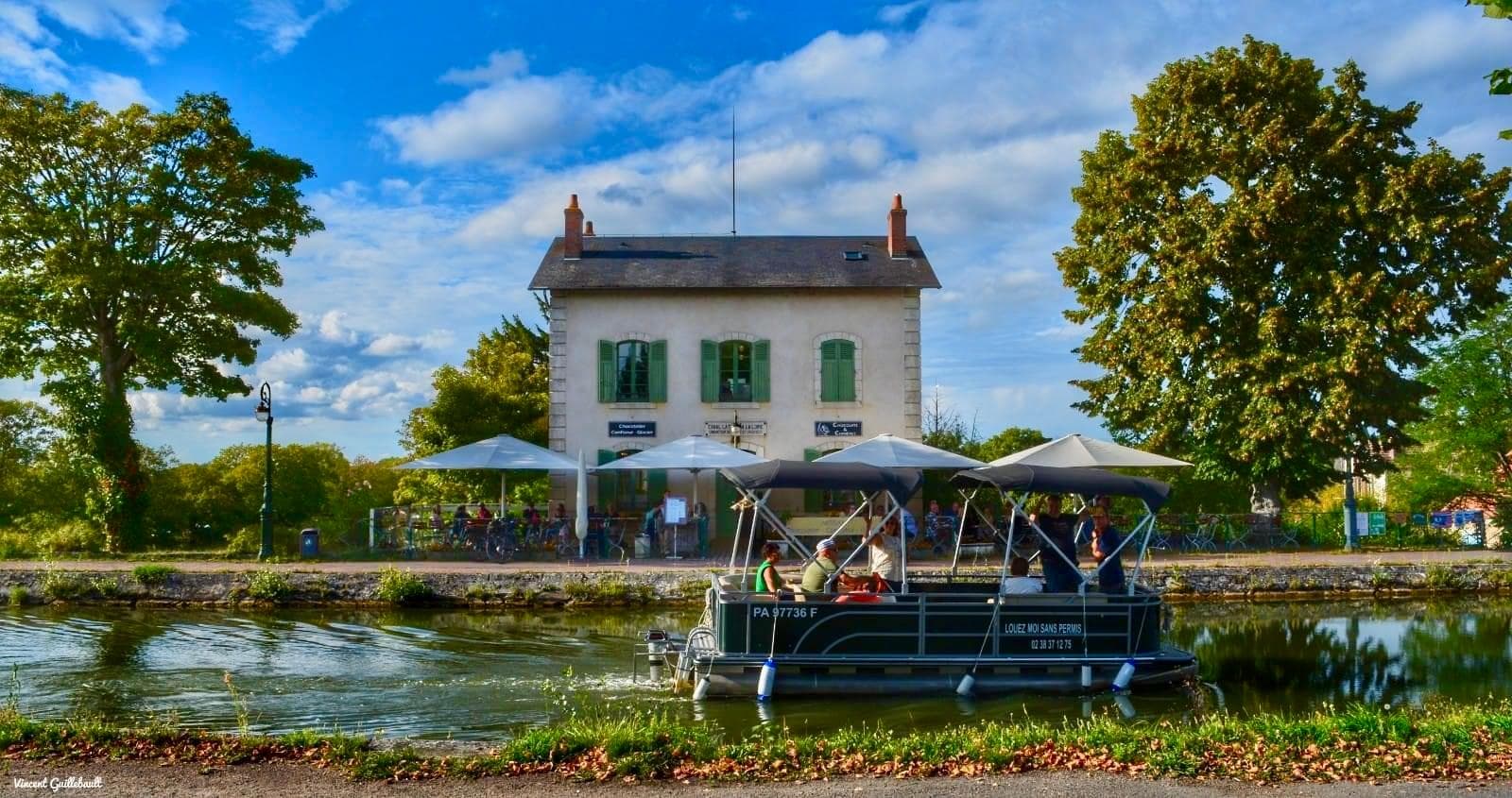 Briare - Bateaux éléctriques -