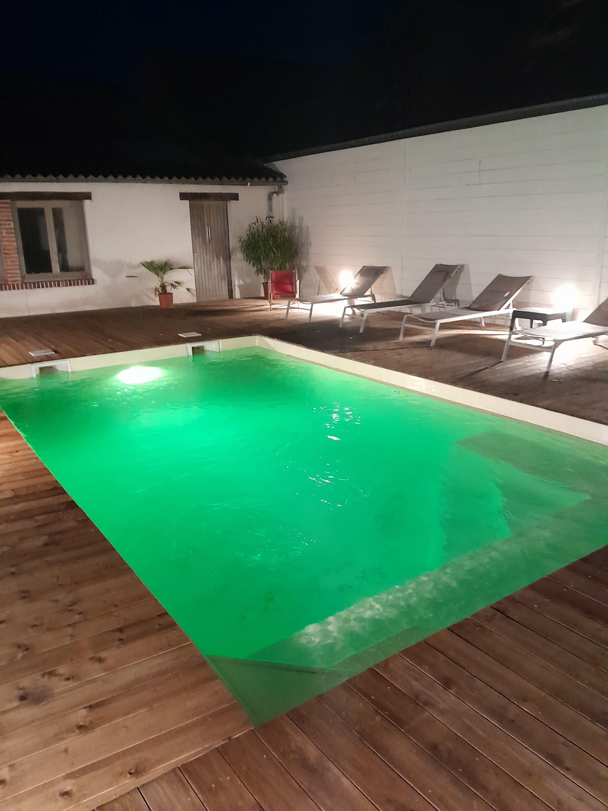 piscine de nuit