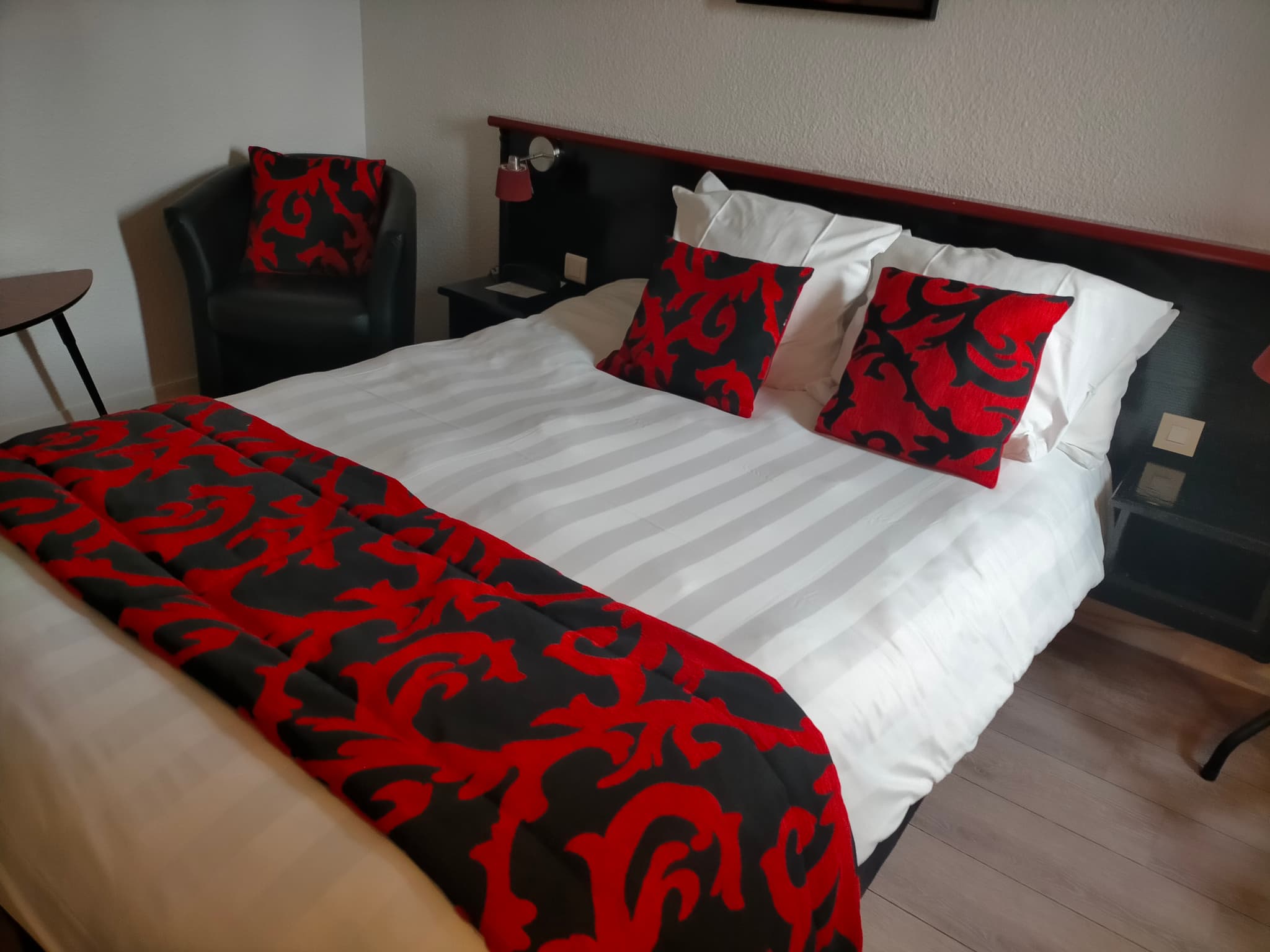 photo chambre rouge