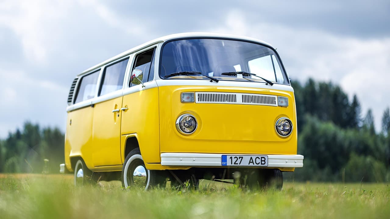 puce fourgon van aire cc camping camping-car