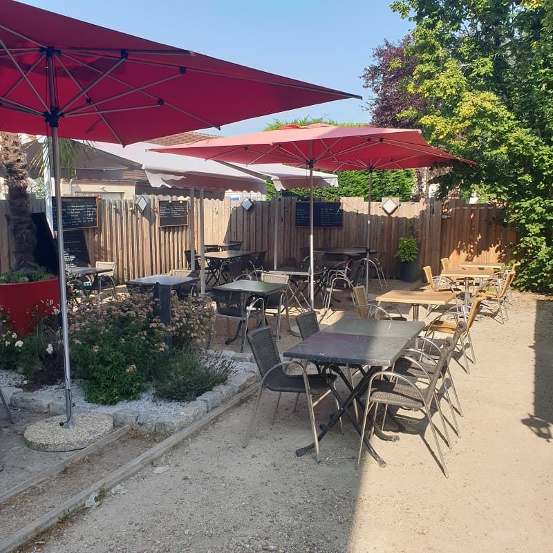 restaurant-la-ferte-saint-aubin-au-bistrot-gourmand-terrasse4