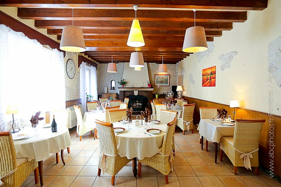 L'AUBERGE DE SAINT-THIBAULT