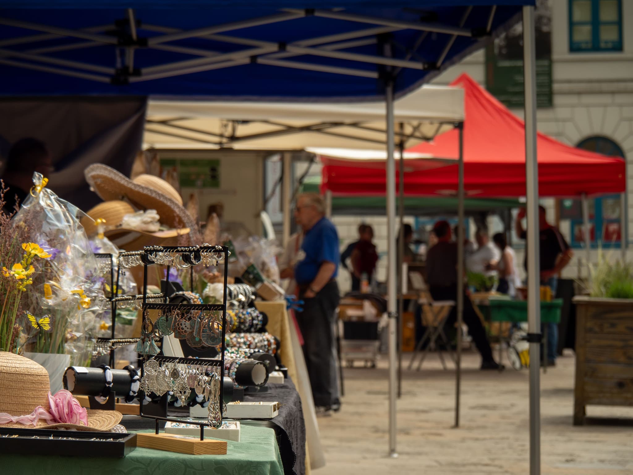 240608 Marché de pays Lormes 01