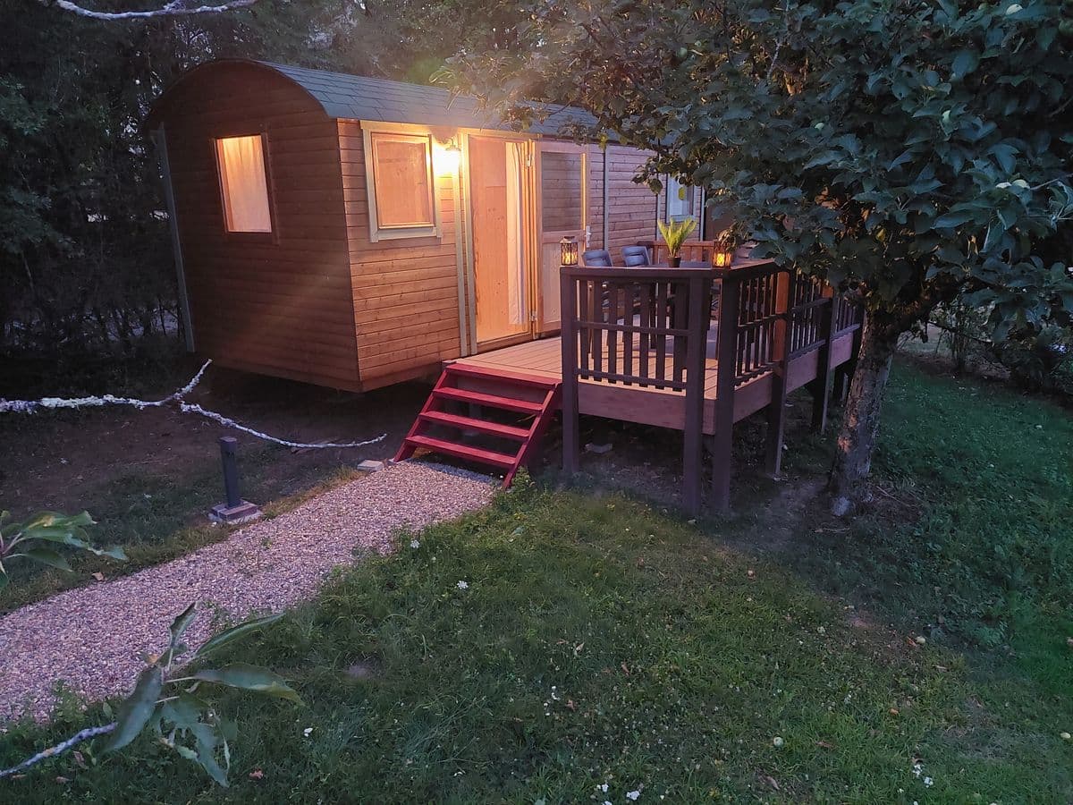 Roulotte enchantée Lobe Détente en Puisaye (1)