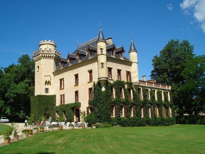 Visite commentée : venez découvrir cette ancienne salle gasconne remaniée au XIXe siècle