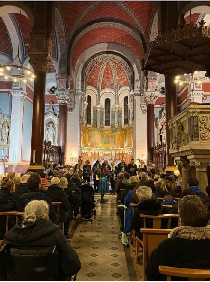 Chorale dans l'église de Couzon au Mont d'Or