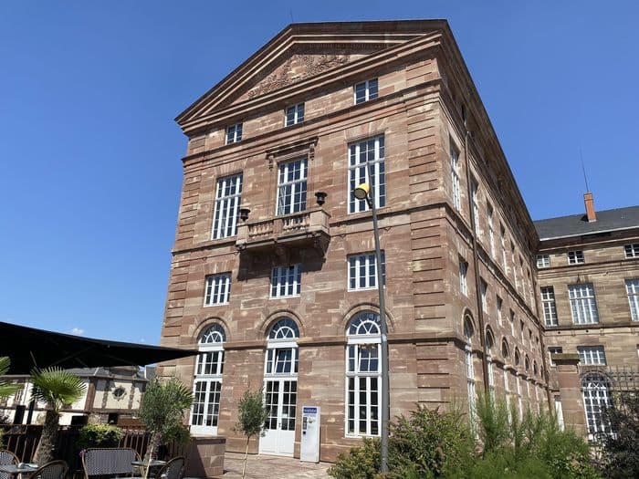 Visites commentées des locaux de la Maison de
la Région Grand Est