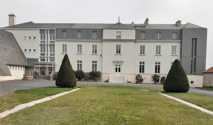 Visite libre d'une partie du château de la Hillière