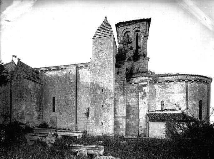 Visite libre de l’église Saint-Pierre d’Écurat, classée au titre des Monuments historiques en 1910.