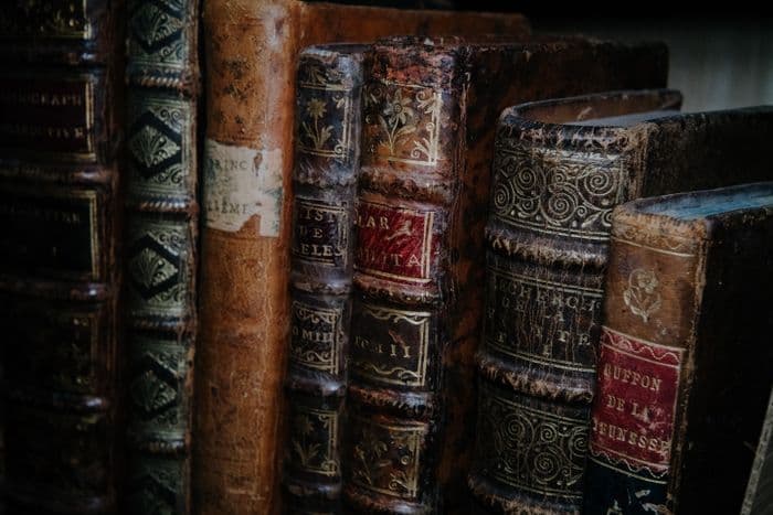 Démonstrations de reliure et restauration de livres anciens