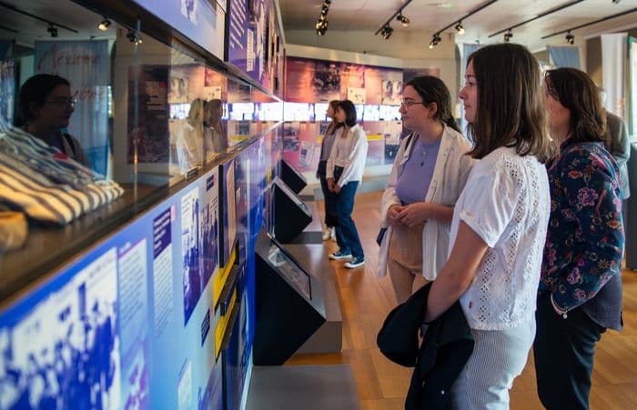 Visite guidée de l’exposition « Objets de Résistance »