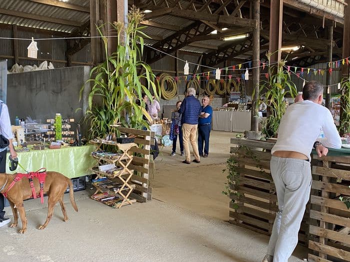 Marché du terroir pour découvrir des producteurs et artisans locaux