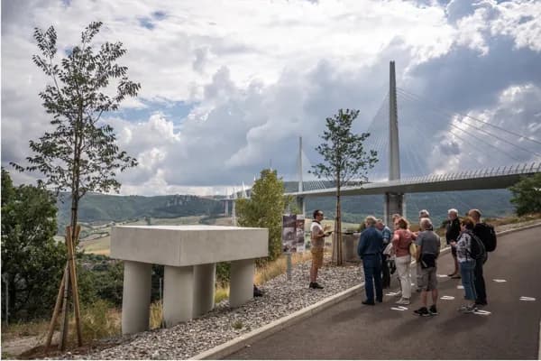 Excursion " Autour du Viaduc de Millau "