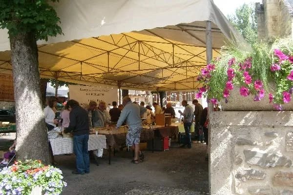 Petit Marché