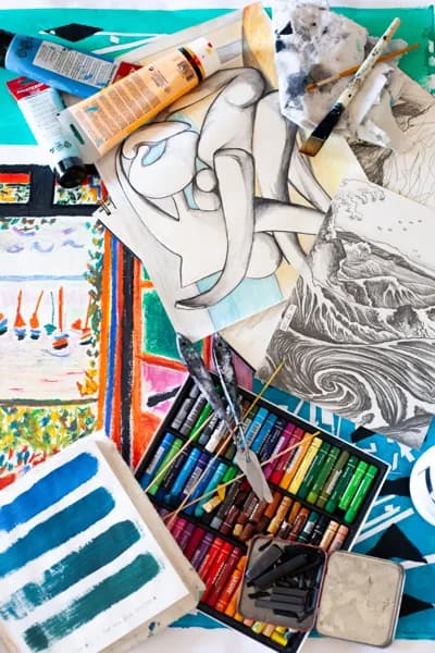 Cours et Stages de dessin et pratiques plastiques