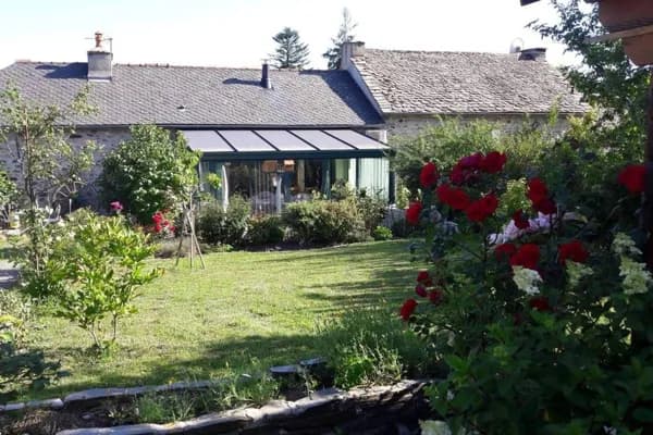 Location Nadine Peyrole