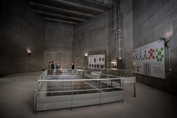Viaduc de Millau: sur les anciennes pistes de chantier