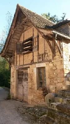 rando-sechoir-noix-vallon-de-marcillac-rando-virginie-pachot