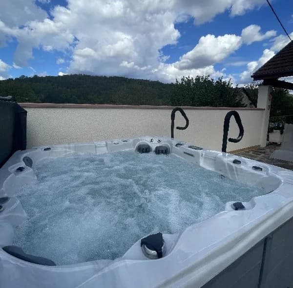 Le Spa en action avec ses barres d'appui