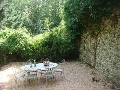 Terrasse dans le jardin