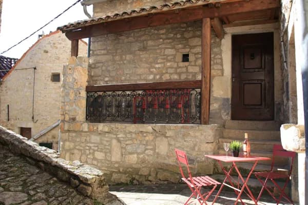 vue rue piétonne maison