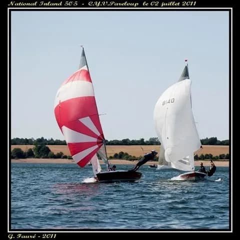 CAMPING "LE TOURING" ECOLE DE VOILE C. Y. V.P.