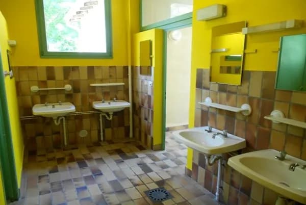 Sanitaires