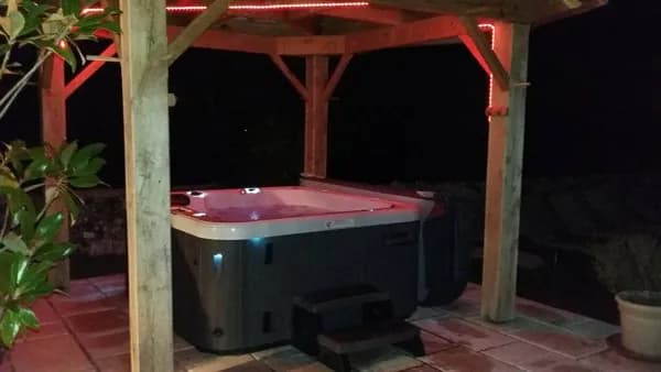 Jacuzzi