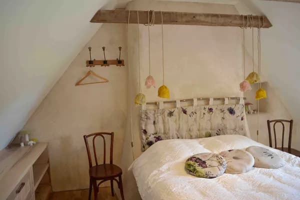 Gîte La Cour Pavée : Le Cantou - chambre lit double