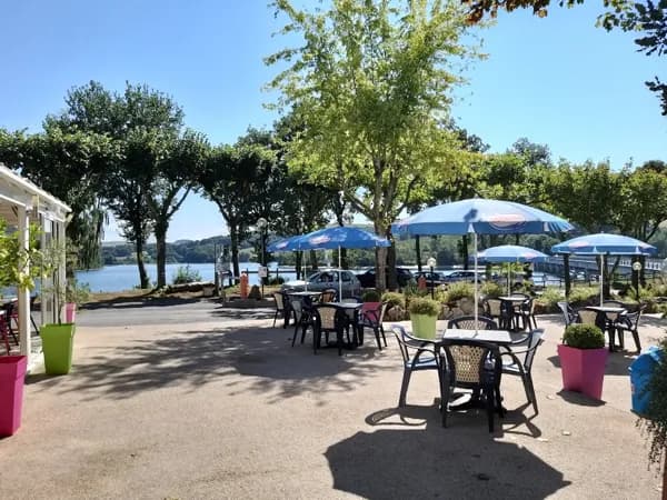 CAMPING SOLEIL LEVANT