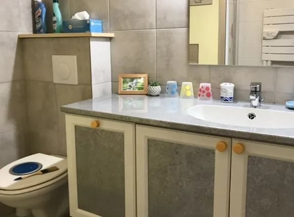 Salle de bain meuble vasque et wc