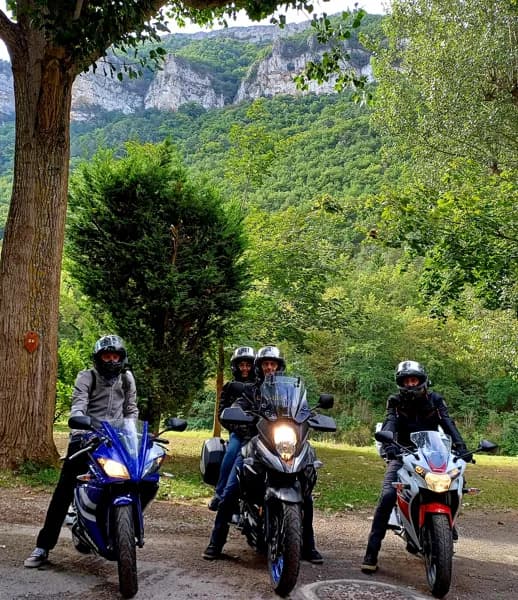 Mieux que la route 66! Les gorges du Tarn vous attendent.