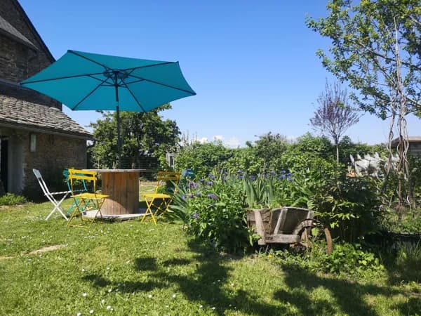 autre espace extérieur dans le jardin