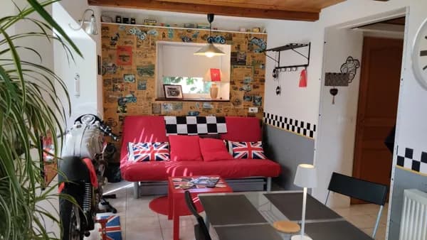 la salle d'accueil du gîte BSA