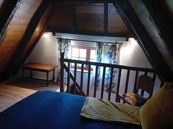 chambre 2eme étage sous pente boisée