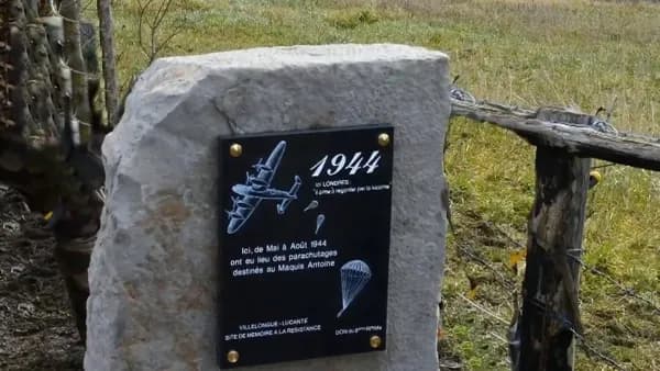 Villelongue-Stèle au Plateau de Lucante-Site de Parachutages