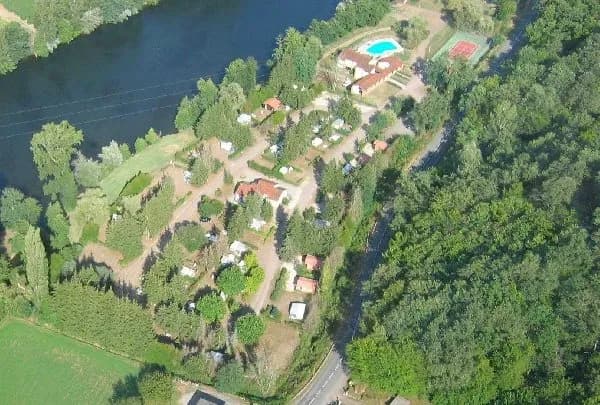 CAMPING DE ROQUELONGUE