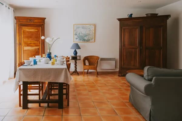 Gîtes de Tapies : Gite La Cardabelle