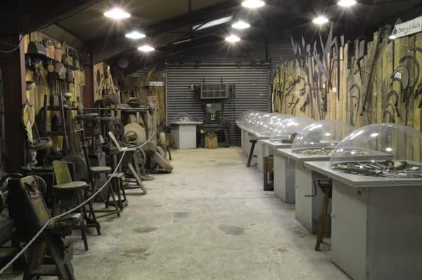 Musée du couteau de Laguiole, de l'objet forgé et de l'outils tranchant